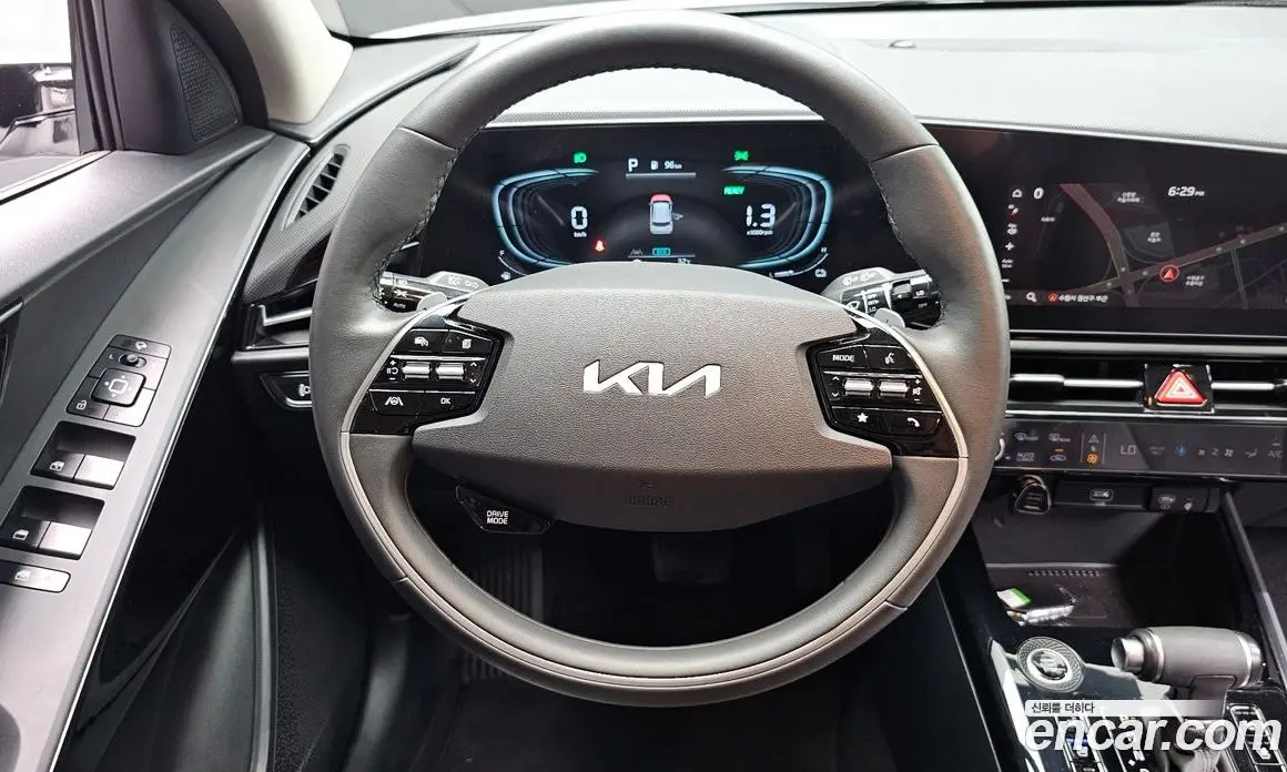 Kia Niro 2022 1.6 автомат (гидро), фото 18