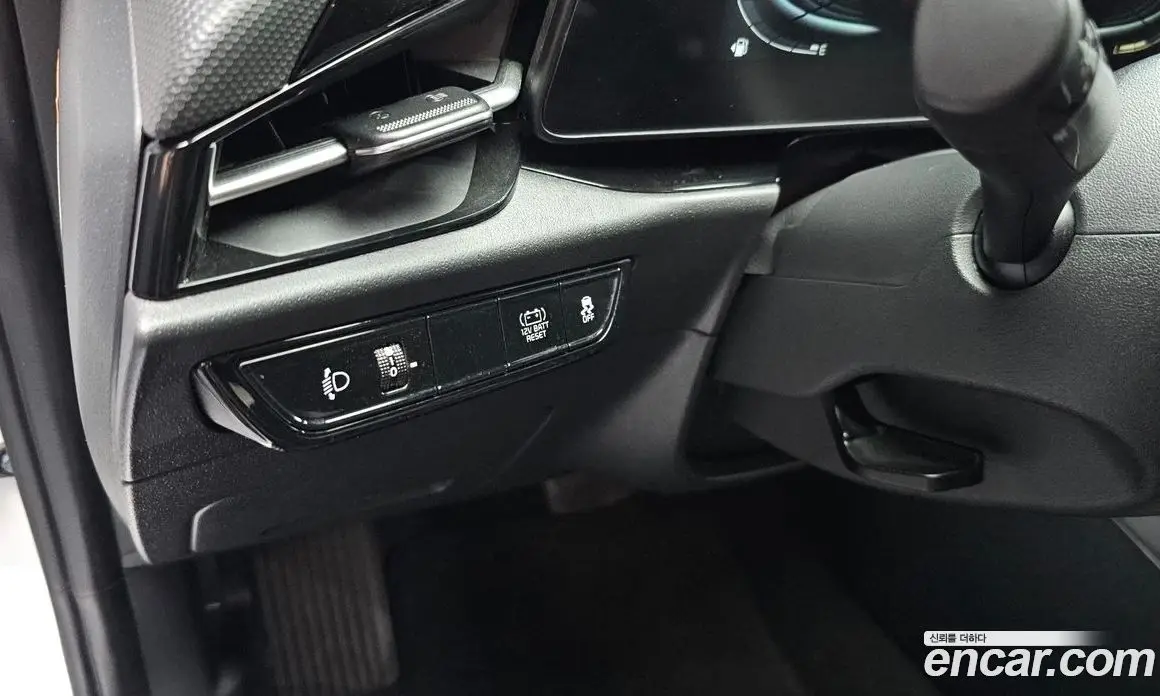 Kia Niro 2022 1.6 автомат (гидро), фото 31