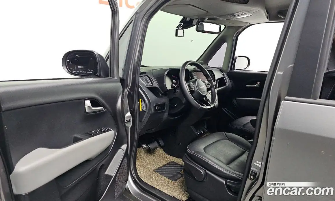 Kia Ray 2023 1.0 автомат (гидро), фото 13