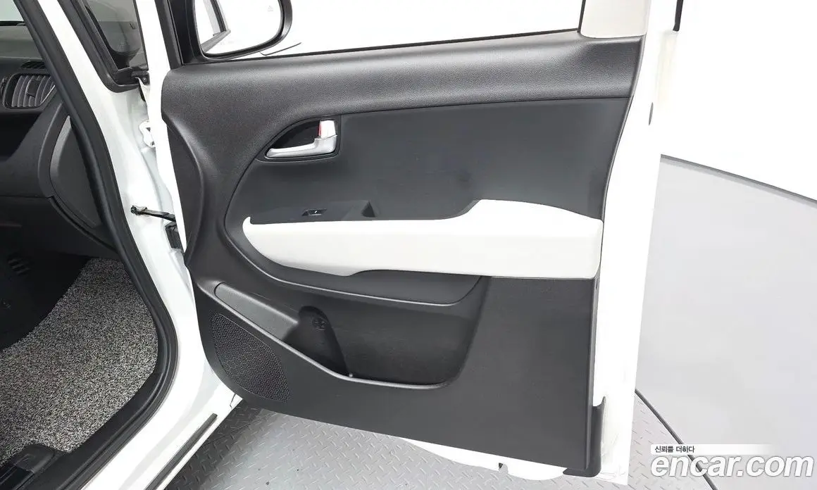 Kia Ray 2024 1.0 автомат (гидро), фото 15 Kia Ray 2024 1.0 автомат (гидро), фото 15