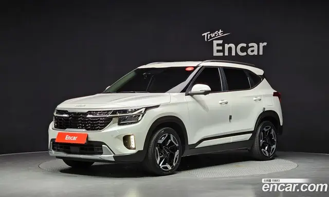 Kia Seltos 2022 2.0 автомат (гидро), миниатюра 1 Kia Seltos 2022 2.0 автомат (гидро), миниатюра 1