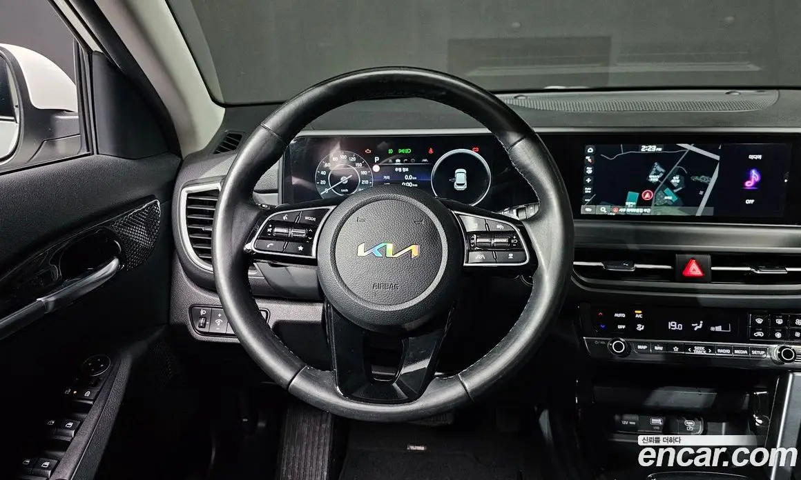 Kia Seltos 2022 2.0 автомат (гидро), фото 13 Kia Seltos 2022 2.0 автомат (гидро), фото 13