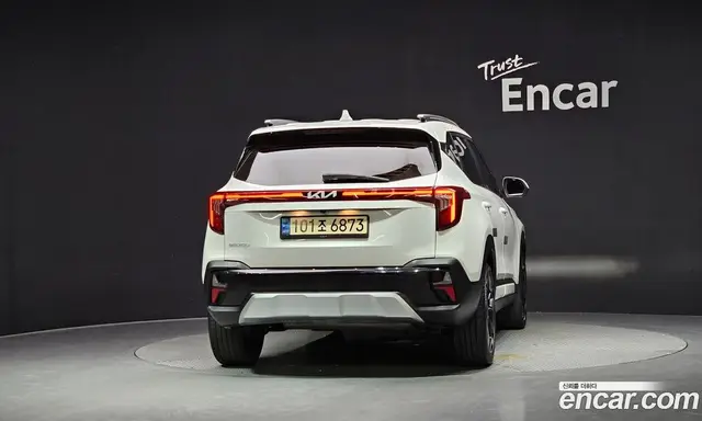 Kia Seltos 2022 2.0 автомат (гидро), миниатюра 4 Kia Seltos 2022 2.0 автомат (гидро), миниатюра 4