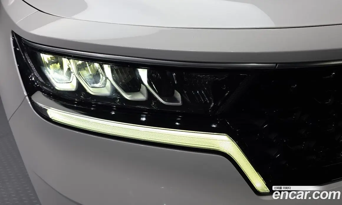 Kia Sorento 2022 2.2 автомат (гидро), фото 8