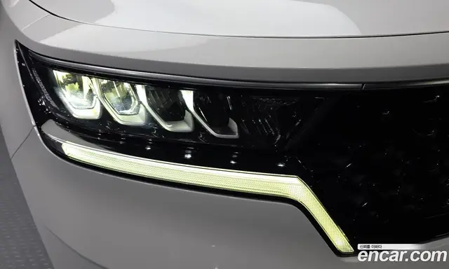 Kia Sorento 2022 2.2 автомат (гидро), миниатюра 8
