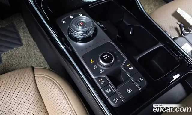 Kia Sorento 2024 1.6 автомат (гидро), миниатюра 9 Kia Sorento 2024 1.6 автомат (гидро), миниатюра 9