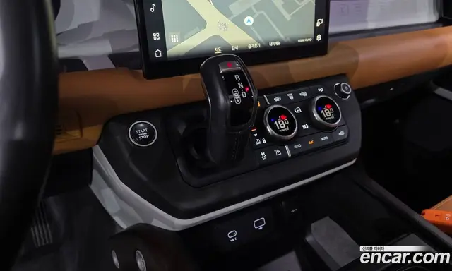 Land Rover Defender 2022 3.0 автомат (гидро), миниатюра 12