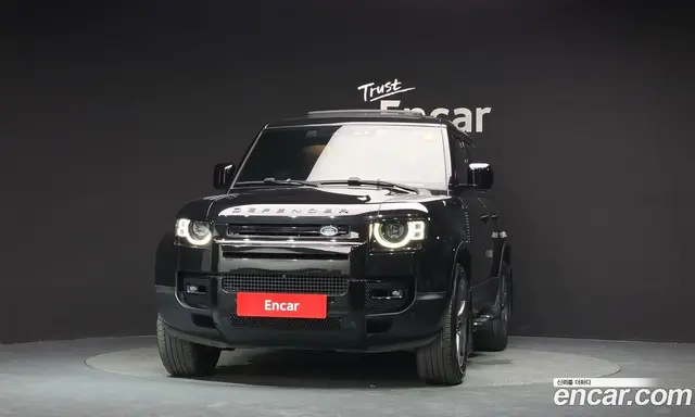 Land Rover Defender 2022 3.0 автомат (гидро), миниатюра 3