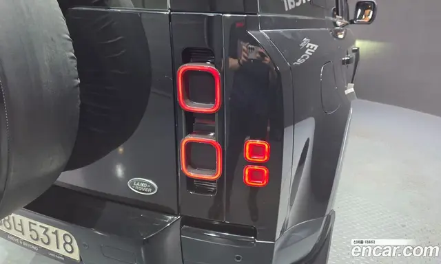 Land Rover Defender 2022 3.0 автомат (гидро), миниатюра 9