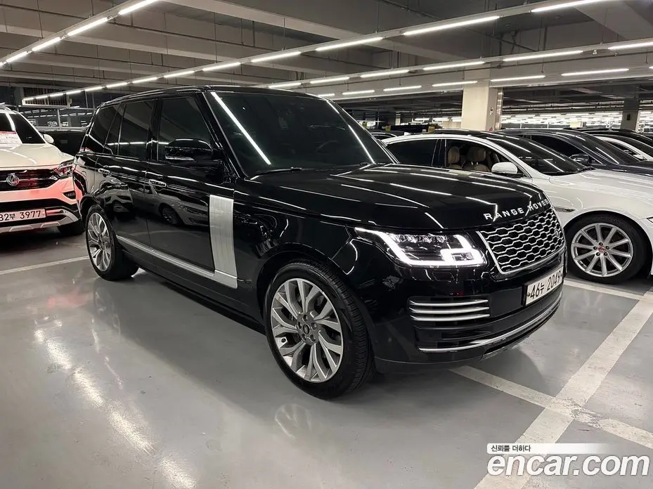 Land Rover Range Rover 2018 4.4 автомат (гидро), фото 3 Land Rover Range Rover 2018 4.4 автомат (гидро), фото 3