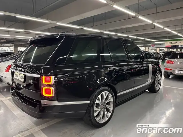 Land Rover Range Rover 2018 4.4 автомат (гидро), миниатюра 6 Land Rover Range Rover 2018 4.4 автомат (гидро), миниатюра 6
