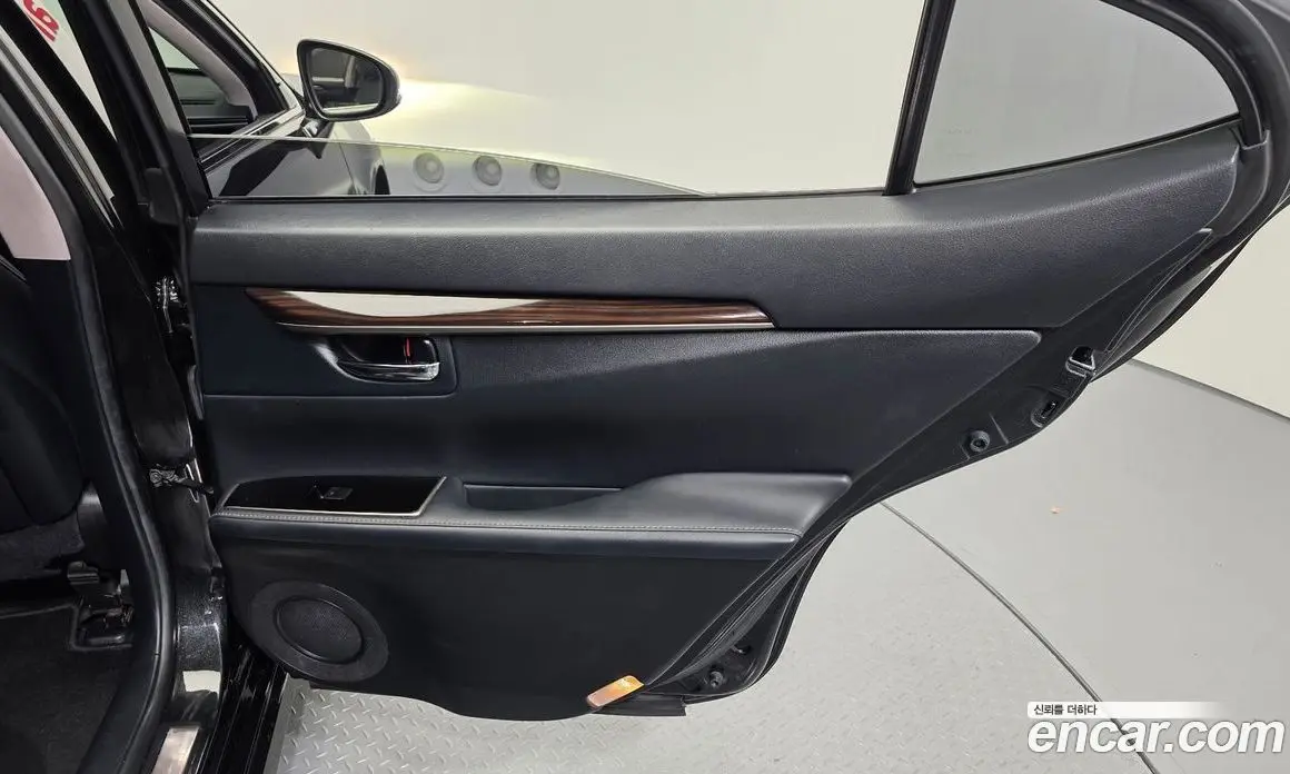 Lexus ES 2018 2.5 автомат (гидро), фото 15 Lexus ES 2018 2.5 автомат (гидро), фото 15