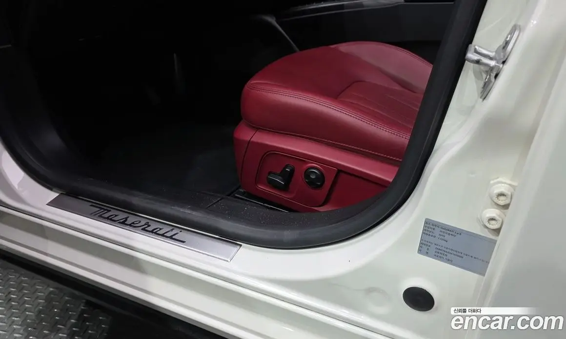 Maserati Ghibli 2019 3.0 автомат (гидро), фото 34