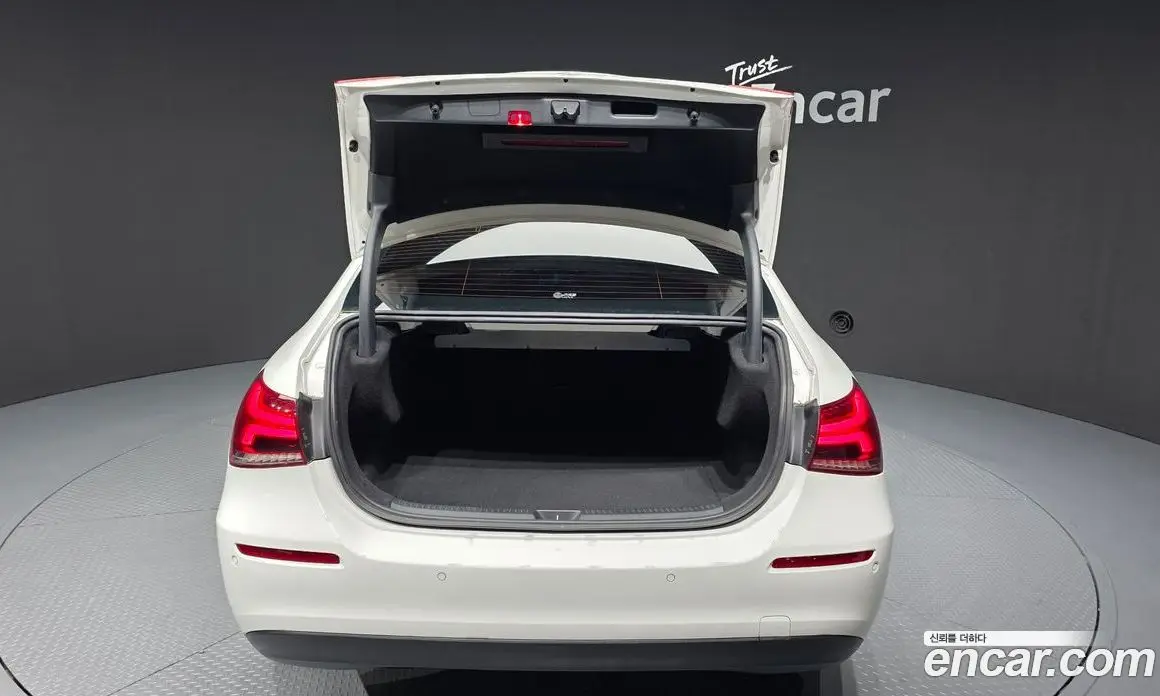 Mercedes-Benz A-Class 2020 2.0 автомат (гидро), фото 26