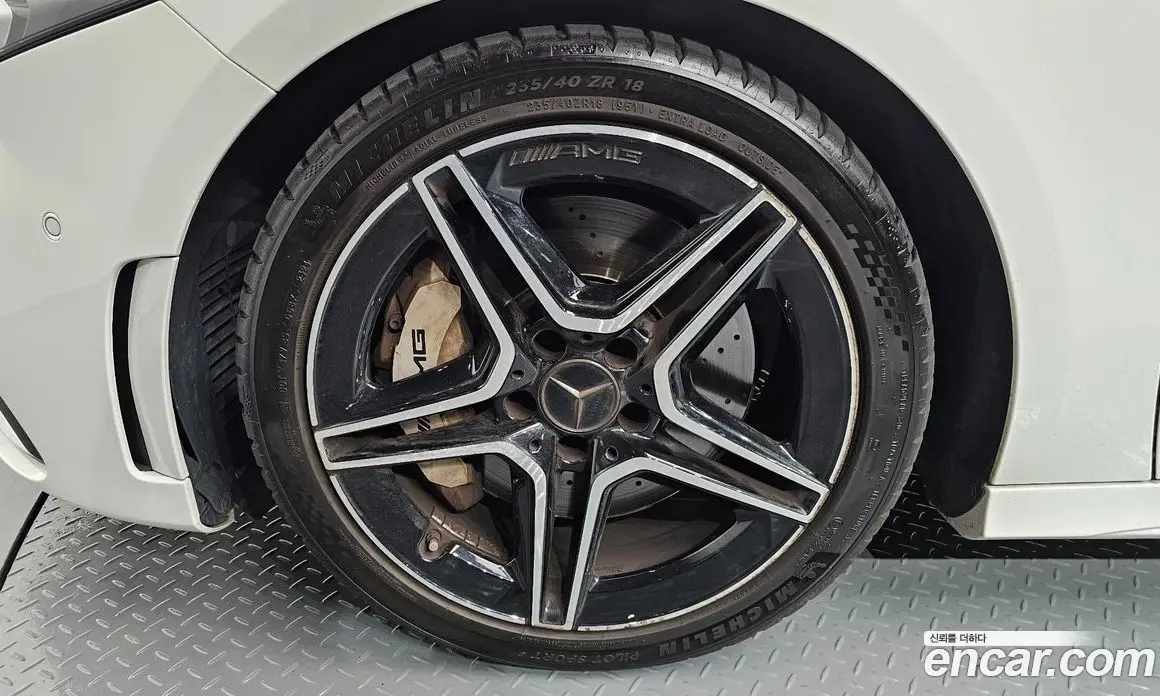 Mercedes-Benz A-Class 2021 2.0 автомат (гидро), фото 5