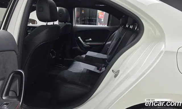 Mercedes-Benz A-Class 2022 2.0 автомат (гидро), миниатюра 12