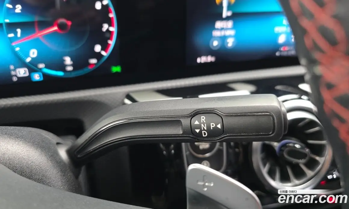Mercedes-Benz A-Class 2022 2.0 автомат (гидро), фото 9