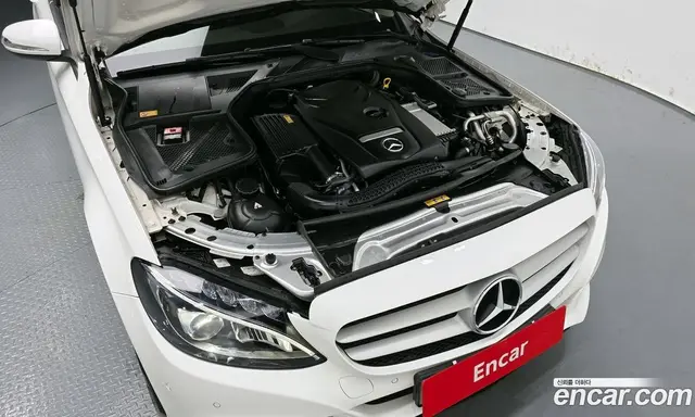 Mercedes-Benz C-Class 2015 2.0 автомат (гидро), миниатюра 6 Mercedes-Benz C-Class 2015 2.0 автомат (гидро), миниатюра 6