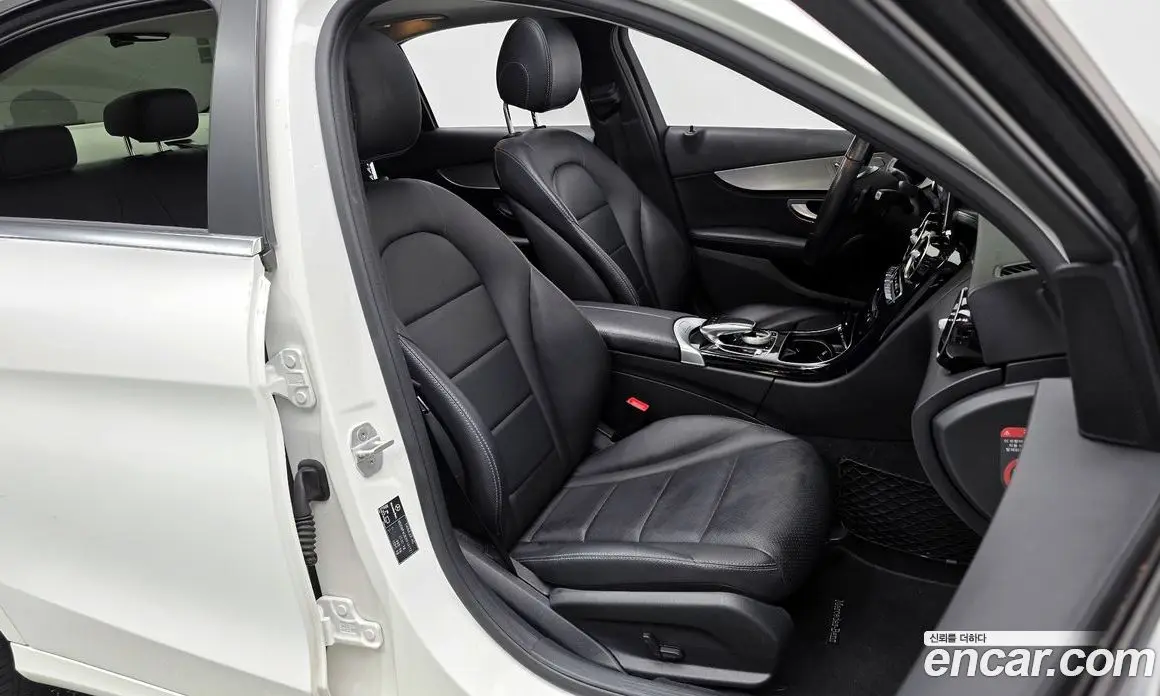 Mercedes-Benz C-Class 2015 2.0 автомат (гидро), фото 10 Mercedes-Benz C-Class 2015 2.0 автомат (гидро), фото 10