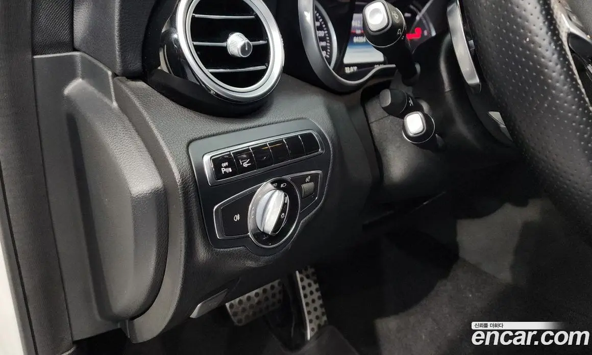 Mercedes-Benz C-Class 2015 2.1 автомат (гидро), фото 16 Mercedes-Benz C-Class 2015 2.1 автомат (гидро), фото 16