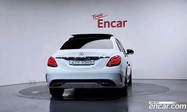 Mercedes-Benz C-Class 2015 2.1 автомат (гидро), миниатюра 4 Mercedes-Benz C-Class 2015 2.1 автомат (гидро), миниатюра 4