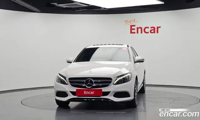 Mercedes-Benz C-Class 2018 2.0 автомат (гидро), миниатюра 3 Mercedes-Benz C-Class 2018 2.0 автомат (гидро), миниатюра 3