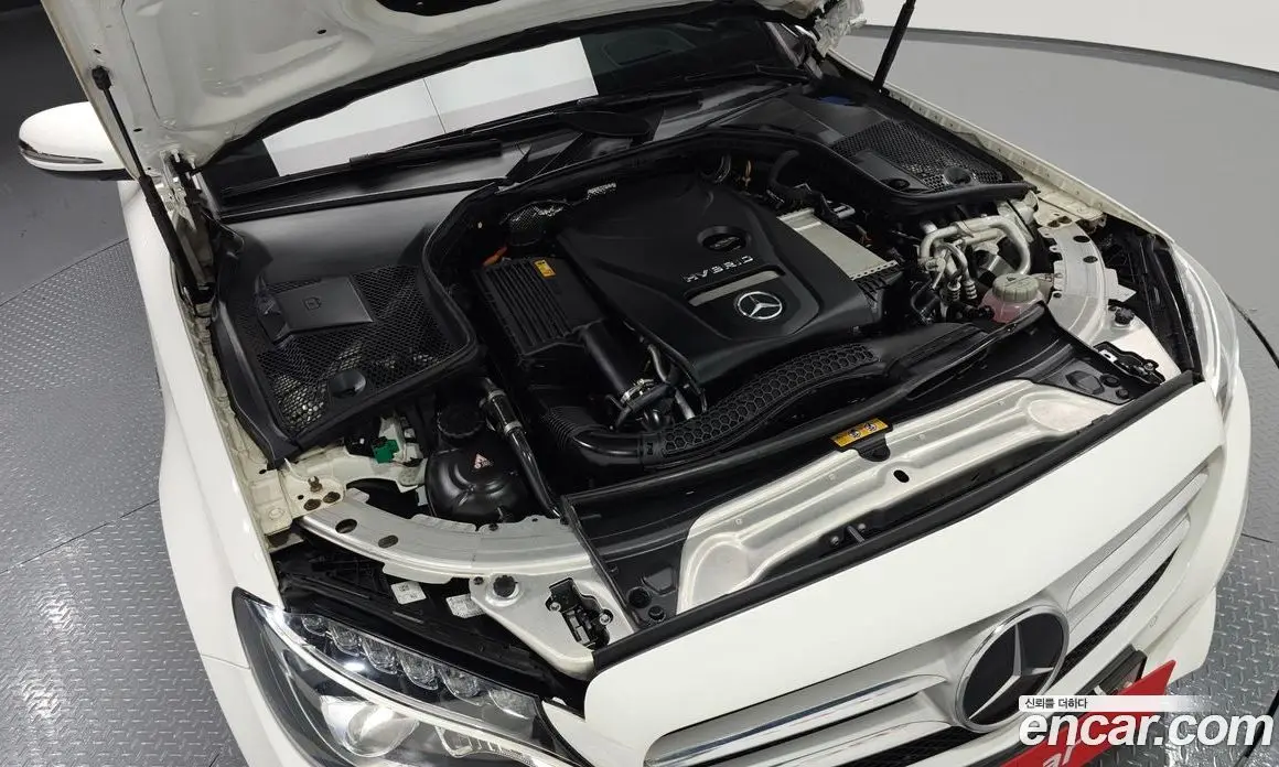 Mercedes-Benz C-Class 2018 2.0 автомат (гидро), фото 6 Mercedes-Benz C-Class 2018 2.0 автомат (гидро), фото 6