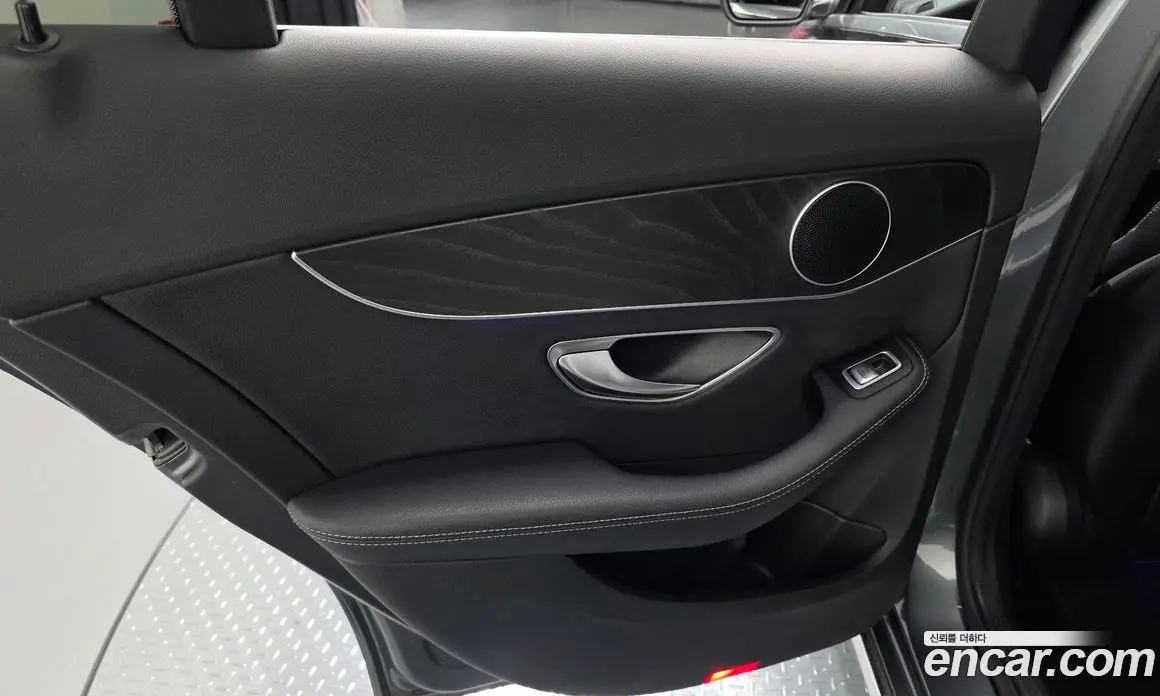 Mercedes-Benz C-Class 2019 1.9 автомат (гидро), фото 14
