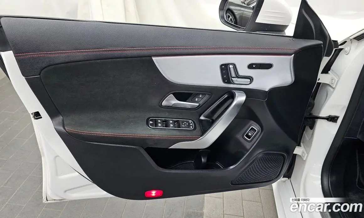 Mercedes-Benz CLA-Class 2021 2.0 автомат (гидро), фото 14 Mercedes-Benz CLA-Class 2021 2.0 автомат (гидро), фото 14