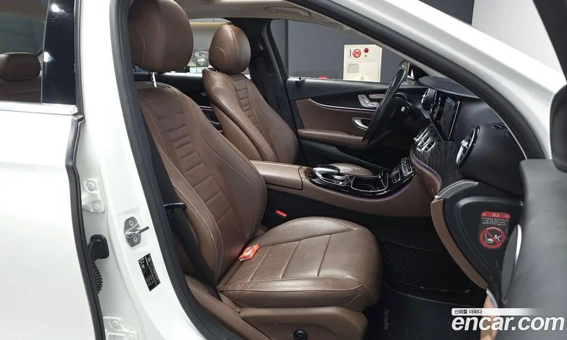 Mercedes-Benz E-Class 2016 1.9 автомат (гидро), фото 11 Mercedes-Benz E-Class 2016 1.9 автомат (гидро), фото 11
