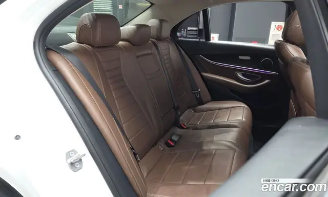 Mercedes-Benz E-Class 2016 1.9 автомат (гидро), миниатюра 12