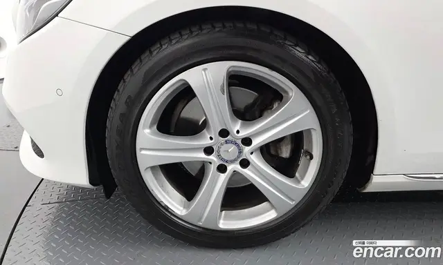 Mercedes-Benz E-Class 2016 1.9 автомат (гидро), миниатюра 5 Mercedes-Benz E-Class 2016 1.9 автомат (гидро), миниатюра 5