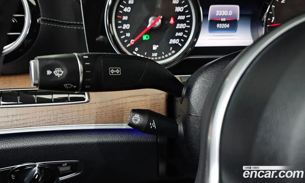 Mercedes-Benz E-Class 2019 1.9 автомат (гидро), фото 27 Mercedes-Benz E-Class 2019 1.9 автомат (гидро), фото 27