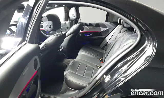 Mercedes-Benz E-Class 2021 2.0 автомат (гидро), миниатюра 11 Mercedes-Benz E-Class 2021 2.0 автомат (гидро), миниатюра 11