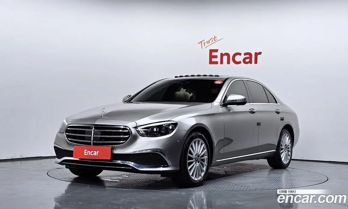 Mercedes-Benz E-Class 2023 2.0 автомат (гидро), фото 1 Mercedes-Benz E-Class 2023 2.0 автомат (гидро), фото 1