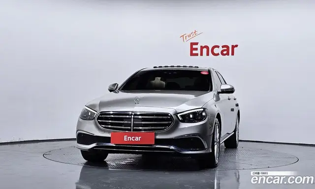 Mercedes-Benz E-Class 2023 2.0 автомат (гидро), миниатюра 3 Mercedes-Benz E-Class 2023 2.0 автомат (гидро), миниатюра 3