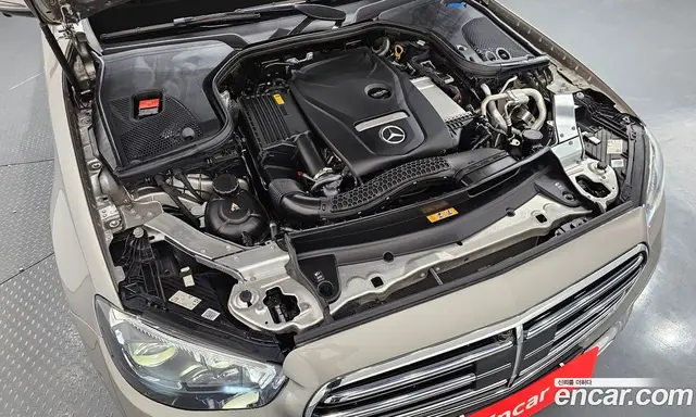 Mercedes-Benz E-Class 2023 2.0 автомат (гидро), миниатюра 6 Mercedes-Benz E-Class 2023 2.0 автомат (гидро), миниатюра 6
