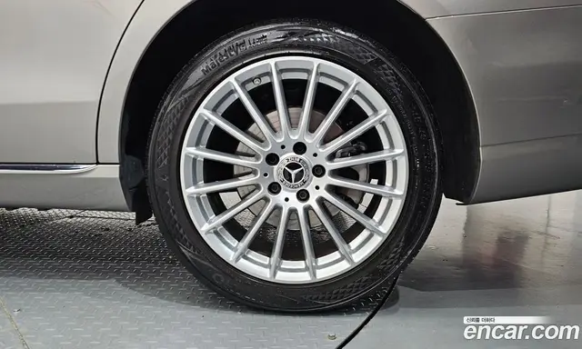 Mercedes-Benz E-Class 2023 2.0 автомат (гидро), миниатюра 7 Mercedes-Benz E-Class 2023 2.0 автомат (гидро), миниатюра 7