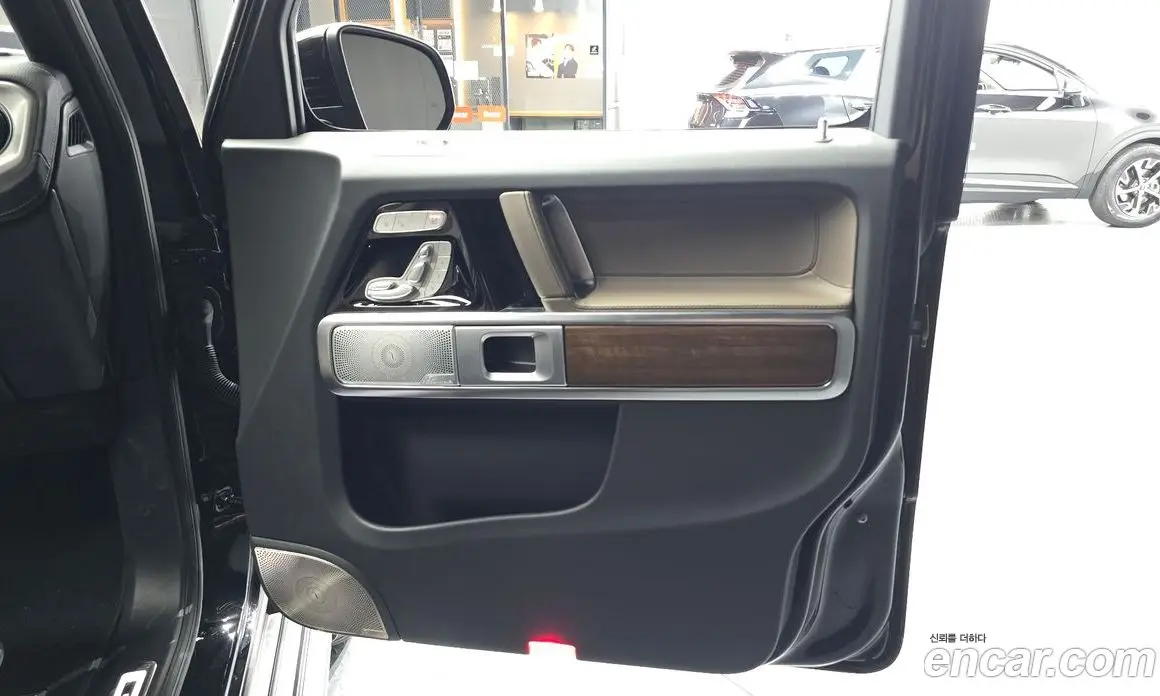 Mercedes-Benz G-Class 2025 3.0 автомат (гидро), фото 15
