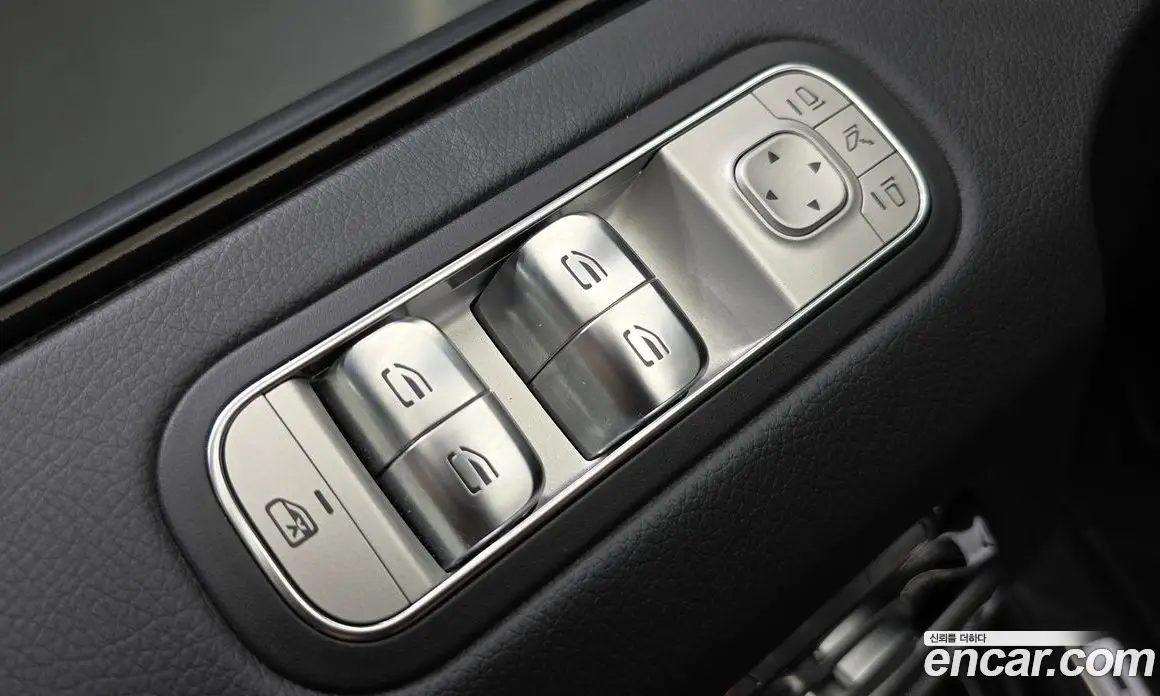 Mercedes-Benz G-Class 2025 3.0 автомат (гидро), фото 29