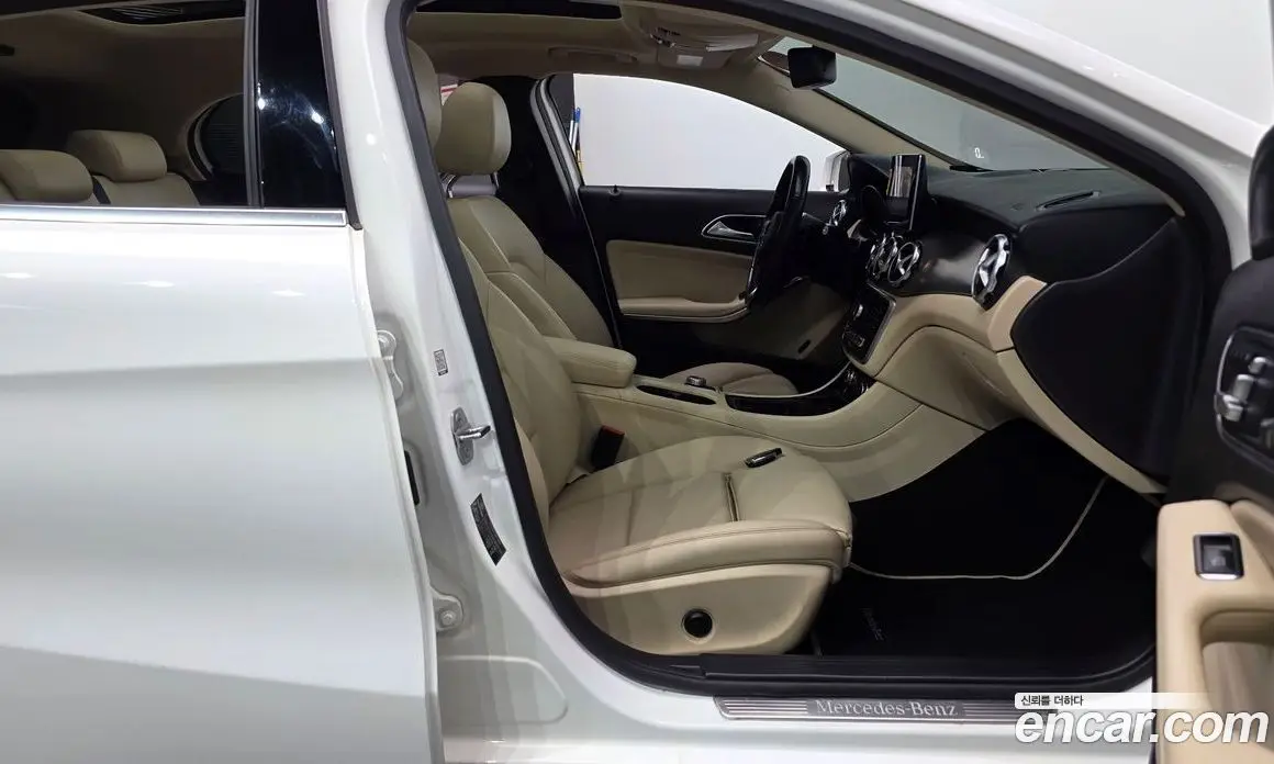 Mercedes-Benz GLA-Class 2019 2.0 автомат (гидро), фото 16 Mercedes-Benz GLA-Class 2019 2.0 автомат (гидро), фото 16