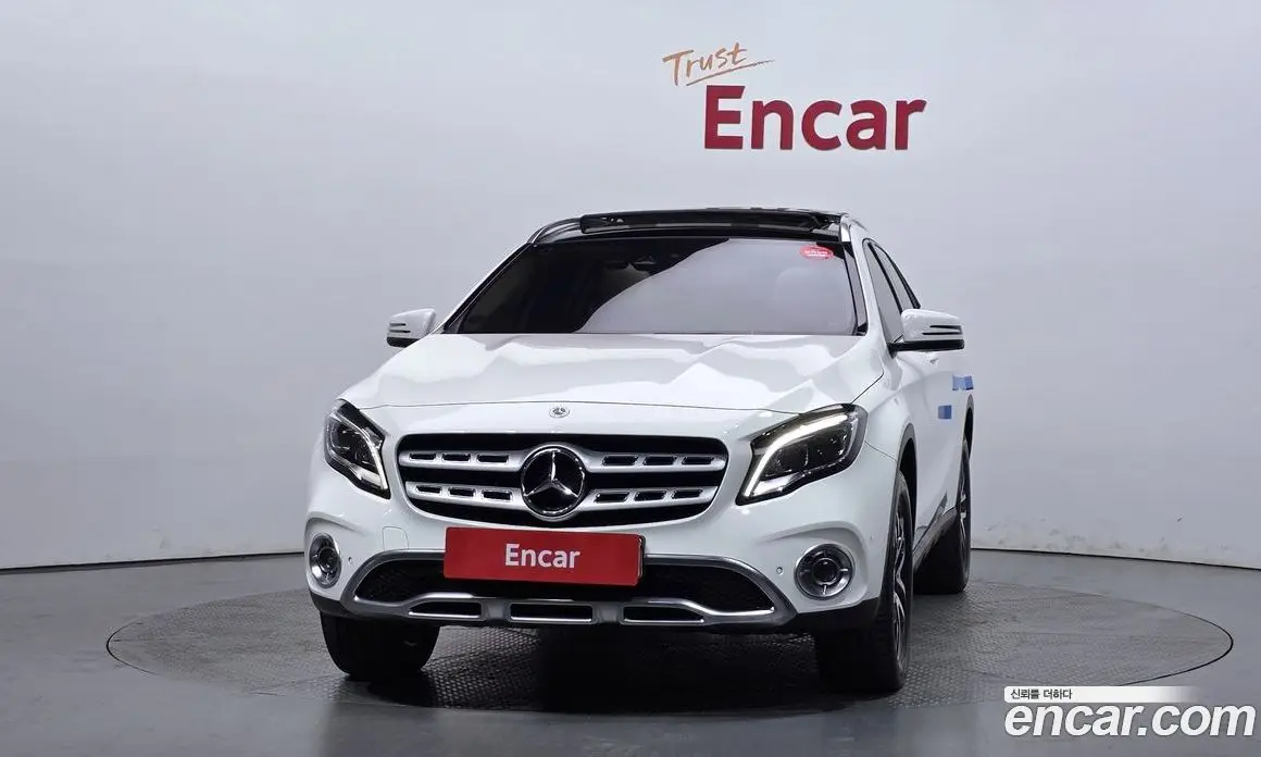 Mercedes-Benz GLA-Class 2019 2.0 автомат (гидро), фото 3 Mercedes-Benz GLA-Class 2019 2.0 автомат (гидро), фото 3
