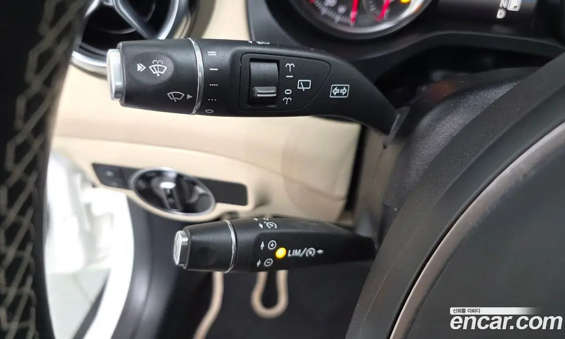 Mercedes-Benz GLA-Class 2019 2.0 автомат (гидро), фото 27 Mercedes-Benz GLA-Class 2019 2.0 автомат (гидро), фото 27