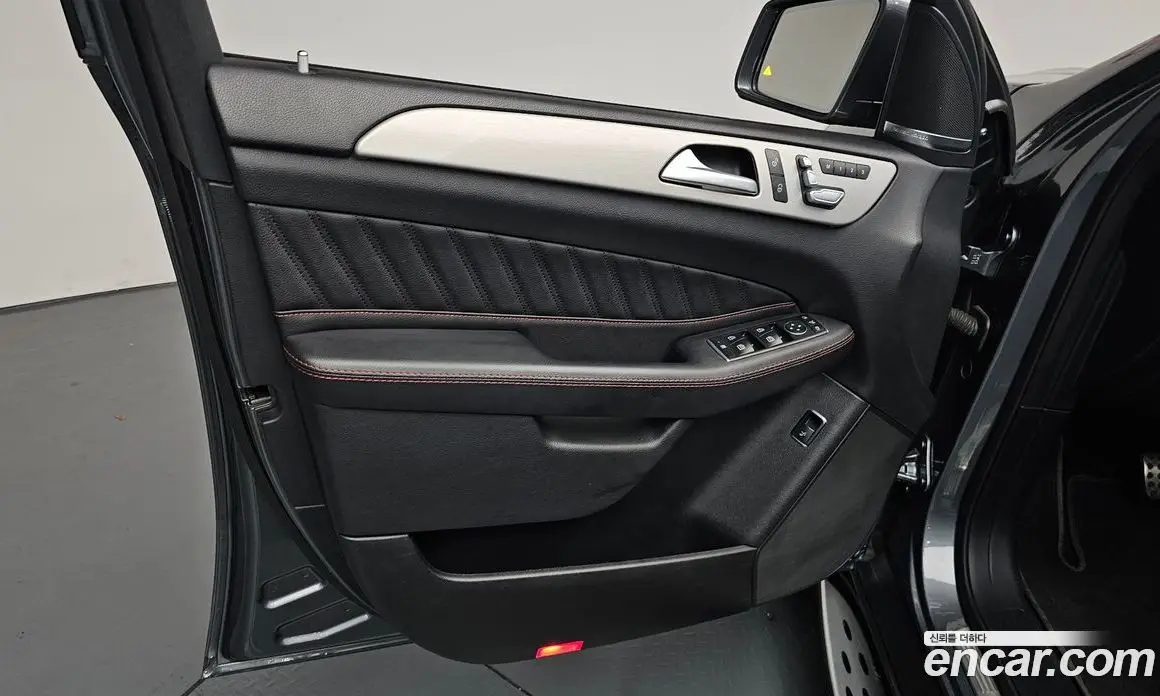 Mercedes-Benz GLE-Class 2017 3.0 автомат (гидро), фото 13 Mercedes-Benz GLE-Class 2017 3.0 автомат (гидро), фото 13