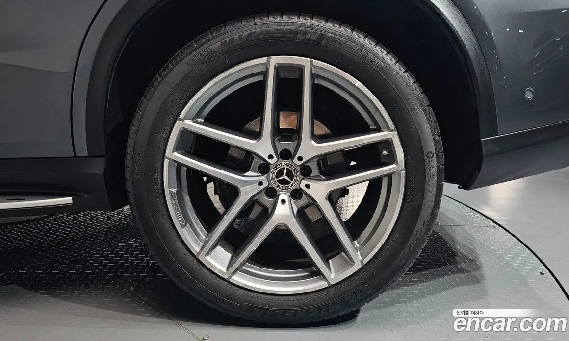 Mercedes-Benz GLE-Class 2017 3.0 автомат (гидро), фото 6 Mercedes-Benz GLE-Class 2017 3.0 автомат (гидро), фото 6