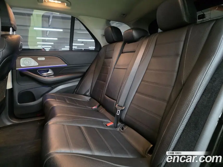 Mercedes-Benz GLE-Class 2019 3.0 автомат (гидро), фото 12 Mercedes-Benz GLE-Class 2019 3.0 автомат (гидро), фото 12