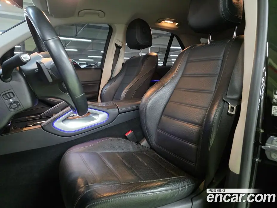 Mercedes-Benz GLE-Class 2019 3.0 автомат (гидро), фото 8 Mercedes-Benz GLE-Class 2019 3.0 автомат (гидро), фото 8