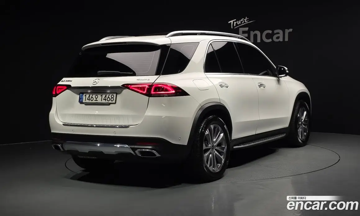 Mercedes-Benz GLE-Class 2022 2.0 автомат (гидро), фото 2 Mercedes-Benz GLE-Class 2022 2.0 автомат (гидро), фото 2
