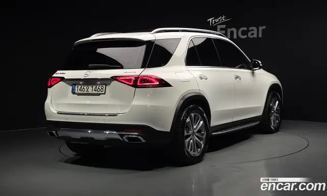 Mercedes-Benz GLE-Class 2022 2.0 автомат (гидро), миниатюра 2 Mercedes-Benz GLE-Class 2022 2.0 автомат (гидро), миниатюра 2