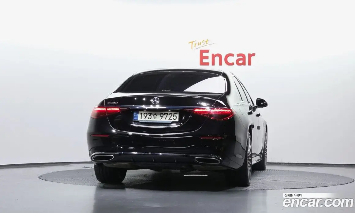 Mercedes-Benz S-Class 2023 3.0 автомат (гидро), фото 4 Mercedes-Benz S-Class 2023 3.0 автомат (гидро), фото 4